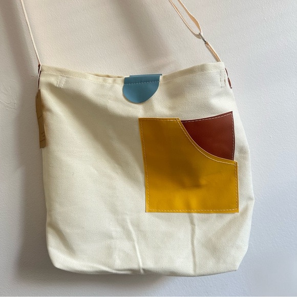 Stylish Cream and Yellow Shoulder Bag - Picture 3 of 5